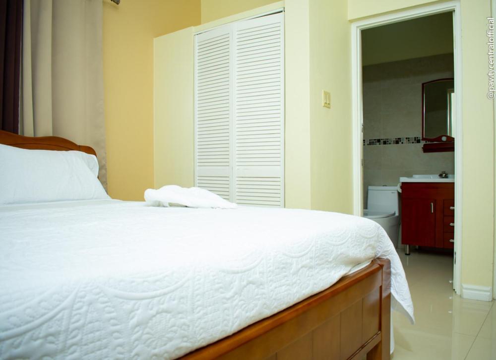 Ivs Bed And Breakfast Kingston Eksteriør bilde